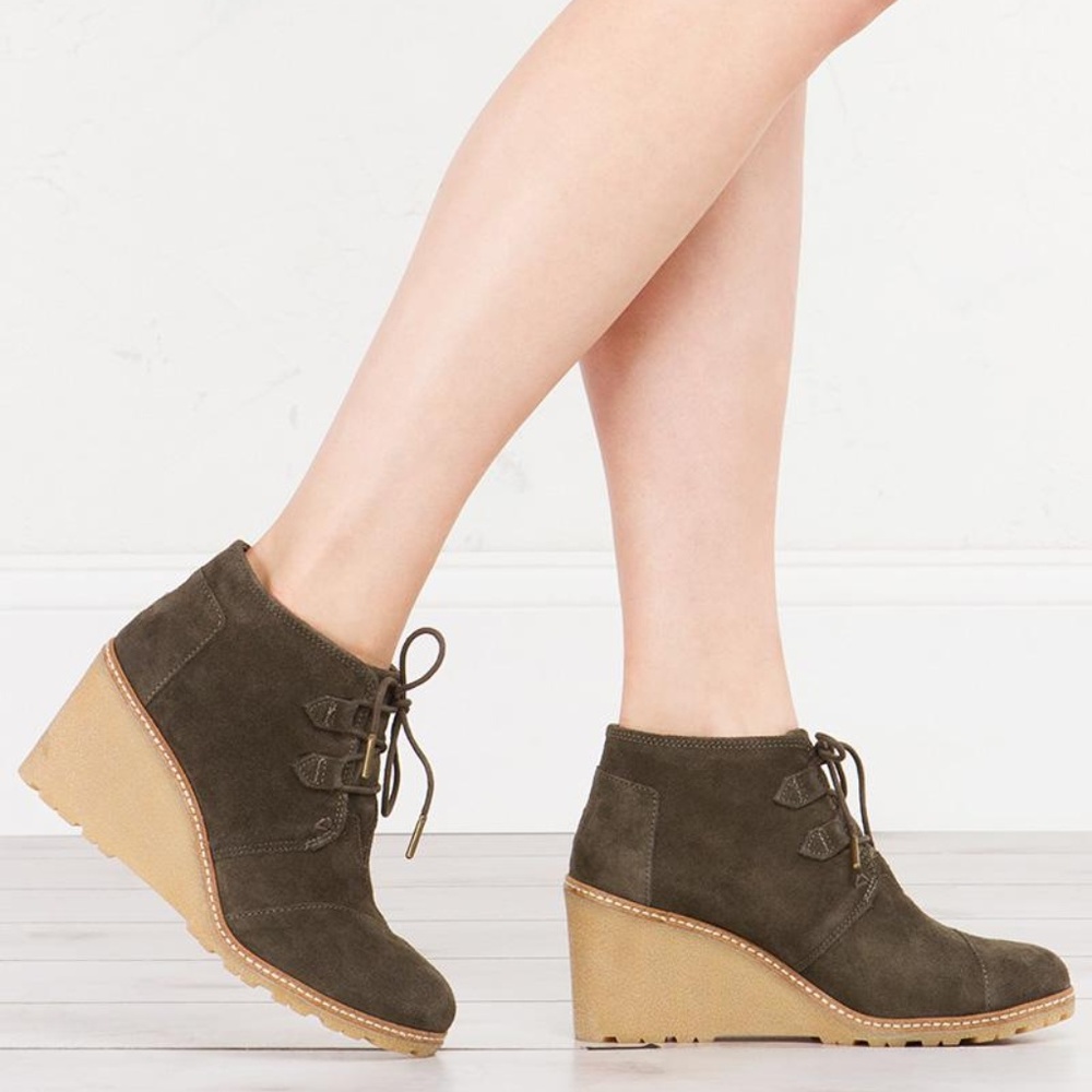 TOMS Desert Wedge Tarmac Olive Suede Booties